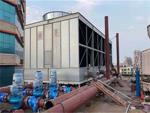 冷卻塔維修廠家告訴你如何選擇合適的冷卻塔減速機