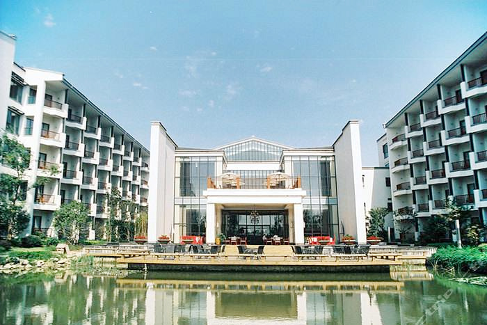 香山國際五星級(jí)大酒店選擇陽光水管